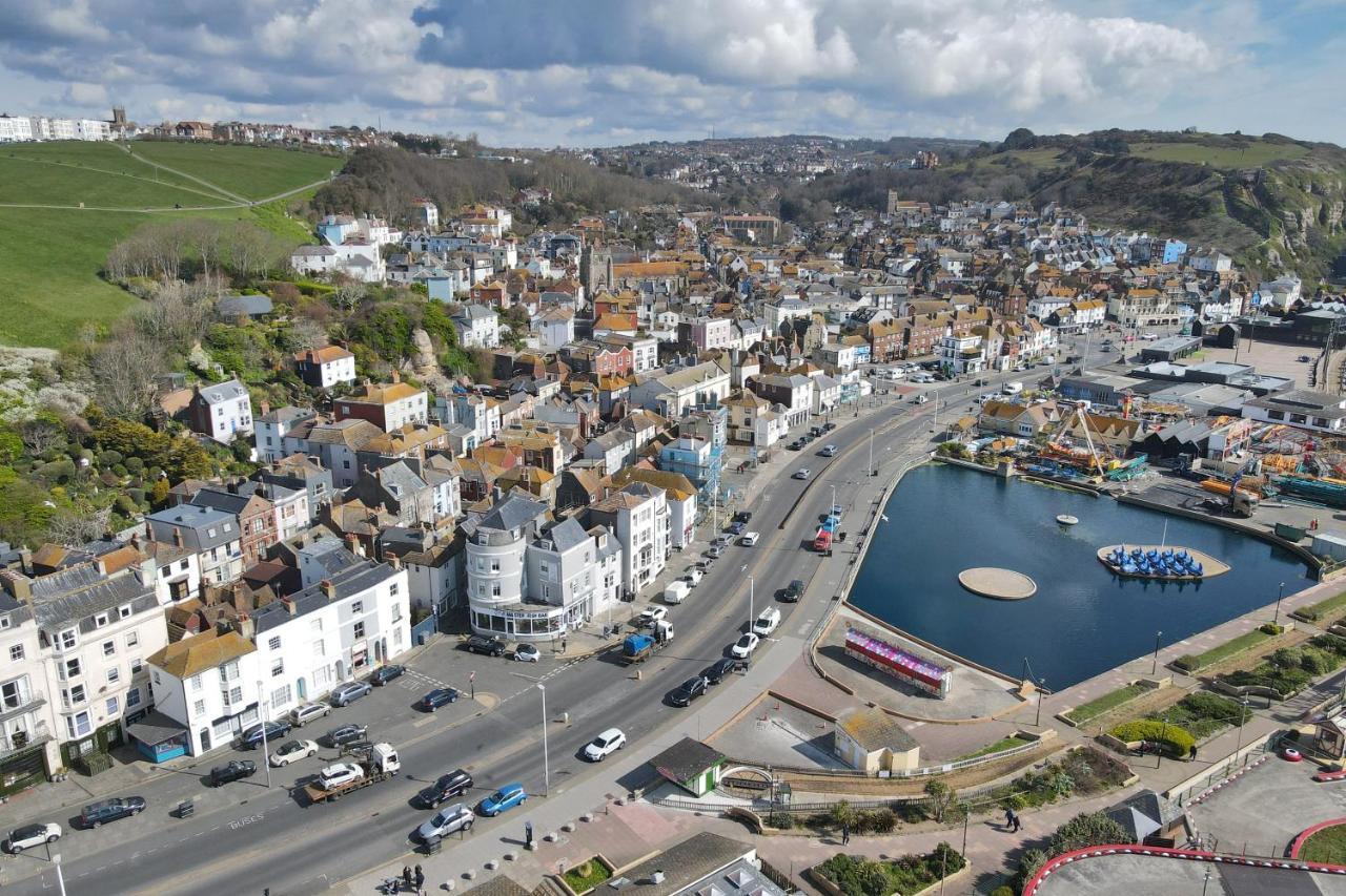 Master Accommodation Suite 9 Single Room With Roof Top Views Hastings Luaran gambar